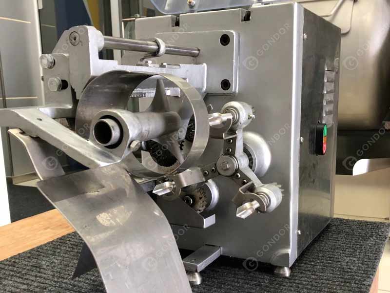 Apple Peeler and Corer Machine Detail Photo