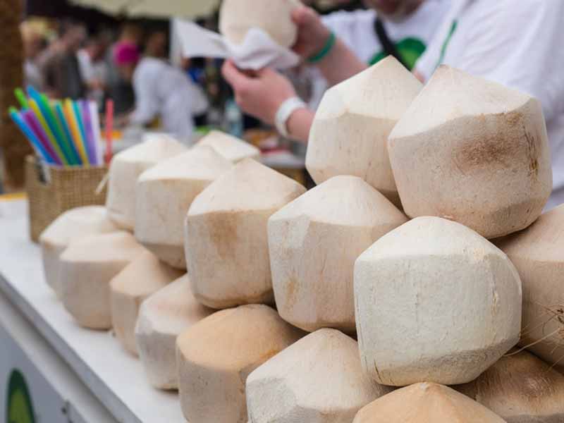 Pelapatate al cocco per negozio di succhi