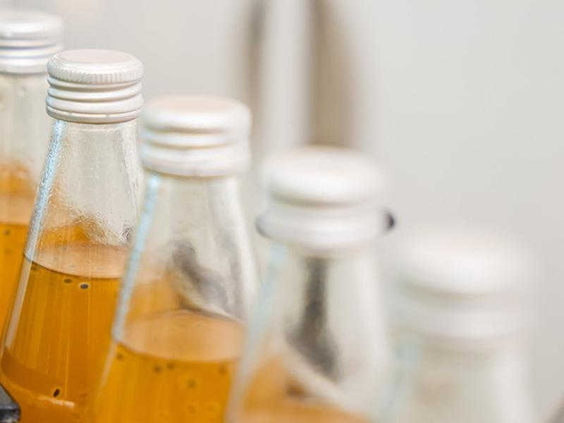 Machine de remplissage de jus